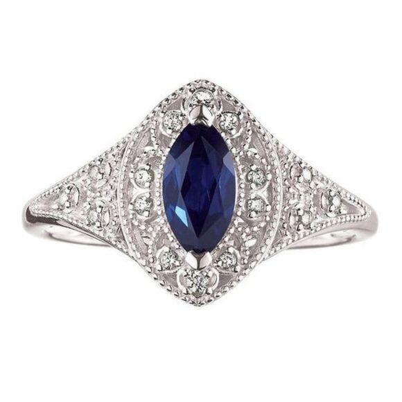 Sterling Silver Ring with a Saphire Stone in the Middle Size 10 - Picture 1 of 6